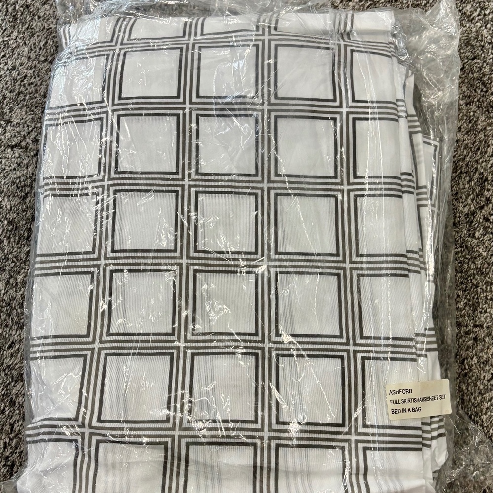 NEW Essential Home Full Sheet Set